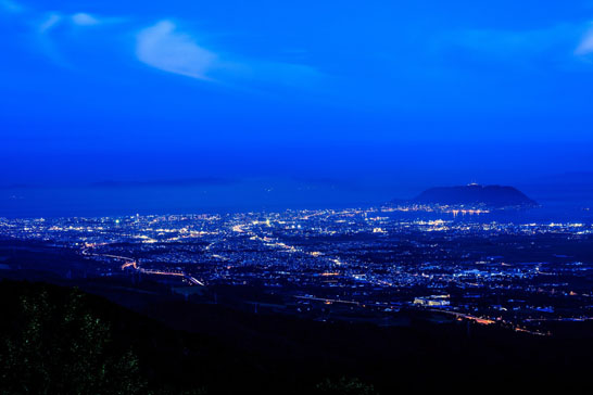 北海道は深夜3時から空が明るいので驚いた 一体何故か