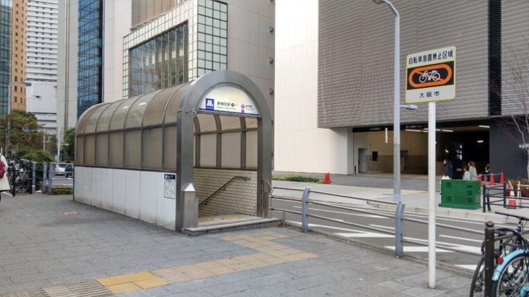 乗り換え Jr大阪駅から地上で東梅田駅への行き方
